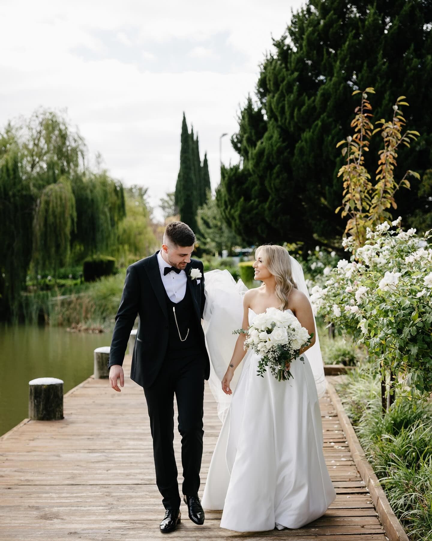 The Ultimate Wedding Florist Interview Checklist Before Booking