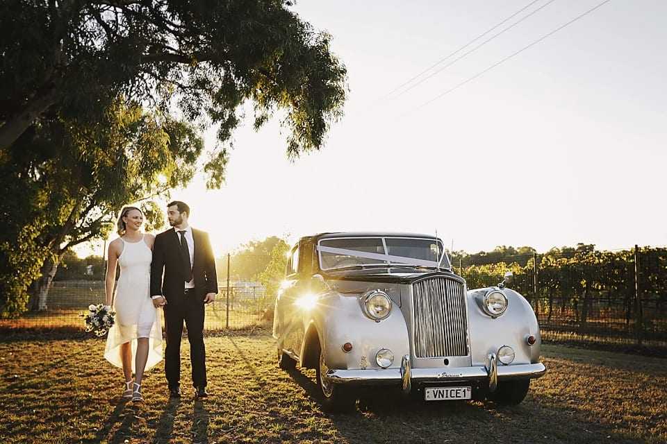 Very Nice Classics Wedding Cars6 - Top 10 Wedding Photography Tips - The National Wedding Directory